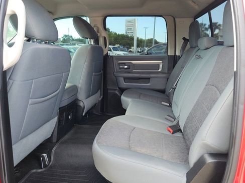 Used 2015 RAM 1500 Lone Star RWD image 11