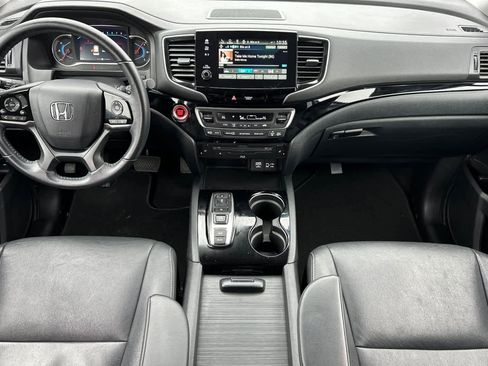 Certified 2020 Honda Pilot Touring image 16