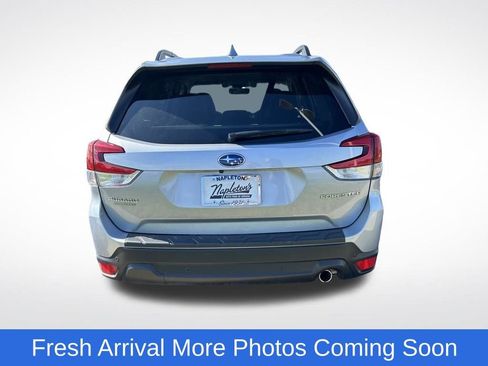 Used 2021 Subaru Forester Limited w/ Popular Package #3 image 5