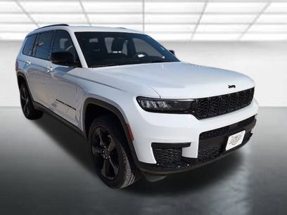 Used 2024 Jeep Grand Cherokee L Altitude