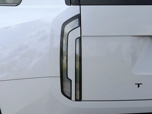 New 2027 Kia Telluride EX X-Line AWD/4WD image 11