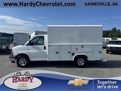 New 2025 Chevrolet Express 3500 w/ Power Convenience Package