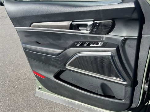 Used 2025 Kia Telluride SX Prestige X-Line image 26