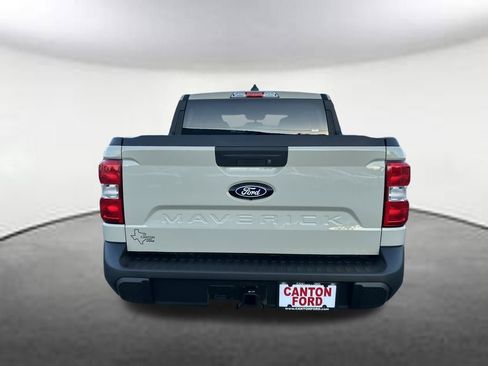 New 2025 Ford Maverick XLT w/ Equipment Group 302A image 4