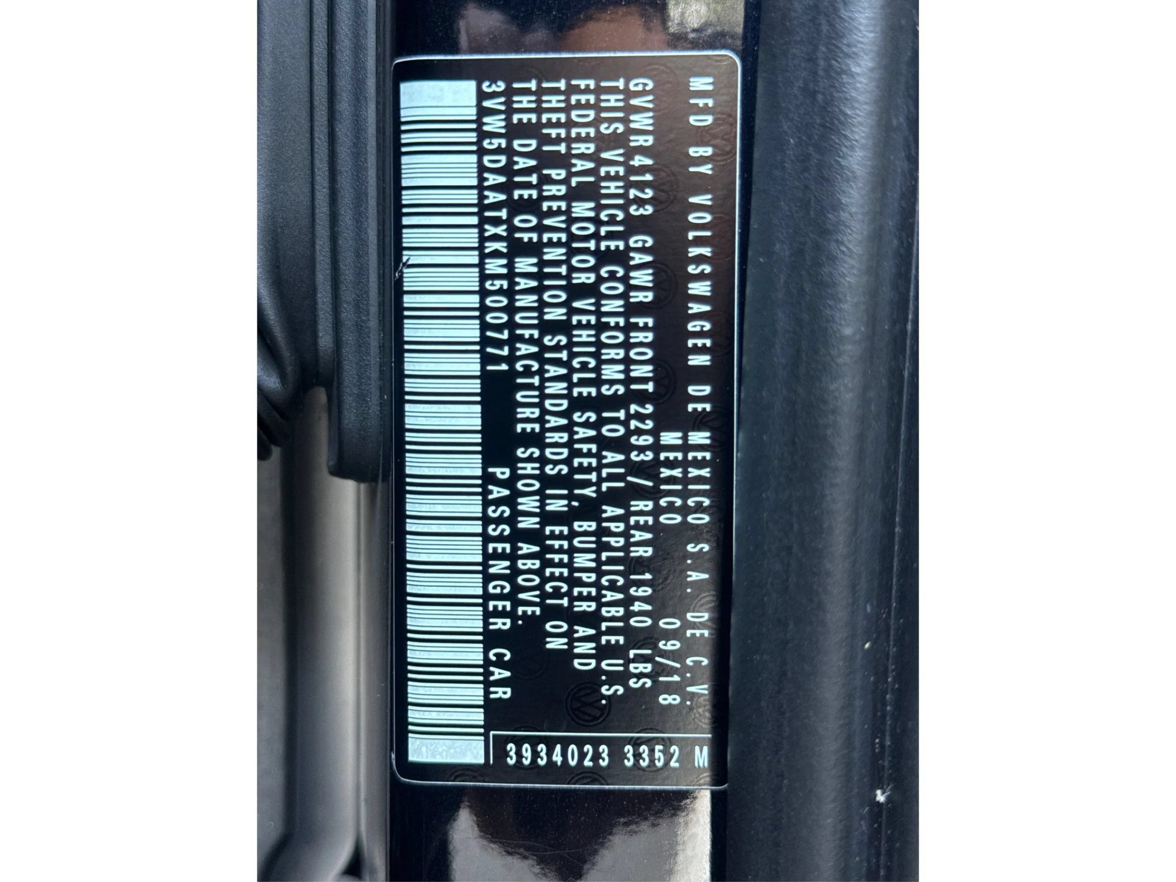 Used 2019 Volkswagen Beetle 2.0T Final Edition SEL FWD image 59