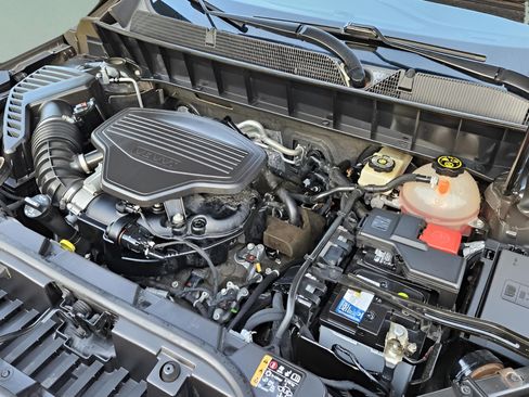 Used 2017 GMC Acadia Denali image 26