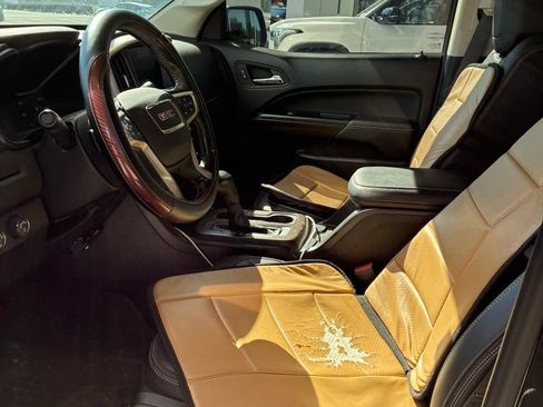 Used 2019 GMC Canyon Denali AWD/4WD image 6