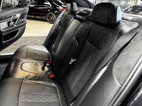Used 2016 BMW 740i RWD image 44