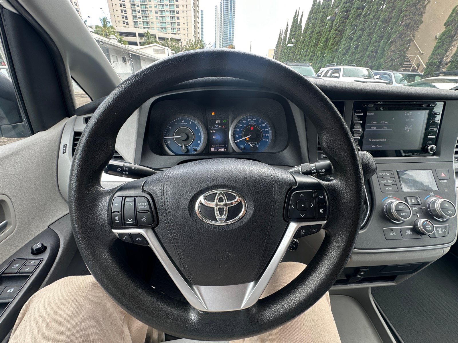 Used 2020 Toyota Sienna LE FWD image 9