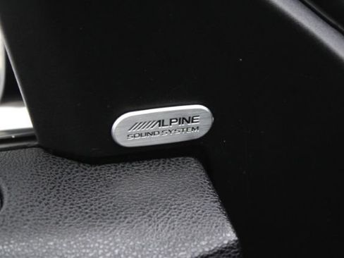 Used 2016 Dodge Charger R/T w/ Driver Confidence Group RWD image 13