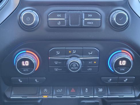 Used 2020 Chevrolet Silverado 1500 LT w/ All-Star Edition image 31