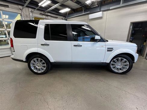 Used 2011 Land Rover LR4 HSE LUX image 6