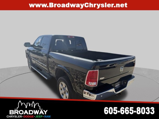 Used 2018 RAM 3500 Laramie w/ Convenience Group AWD/4WD image 8
