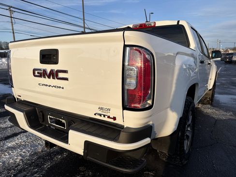 Used 2022 GMC Canyon AT4 w/ Trailering Package image 8