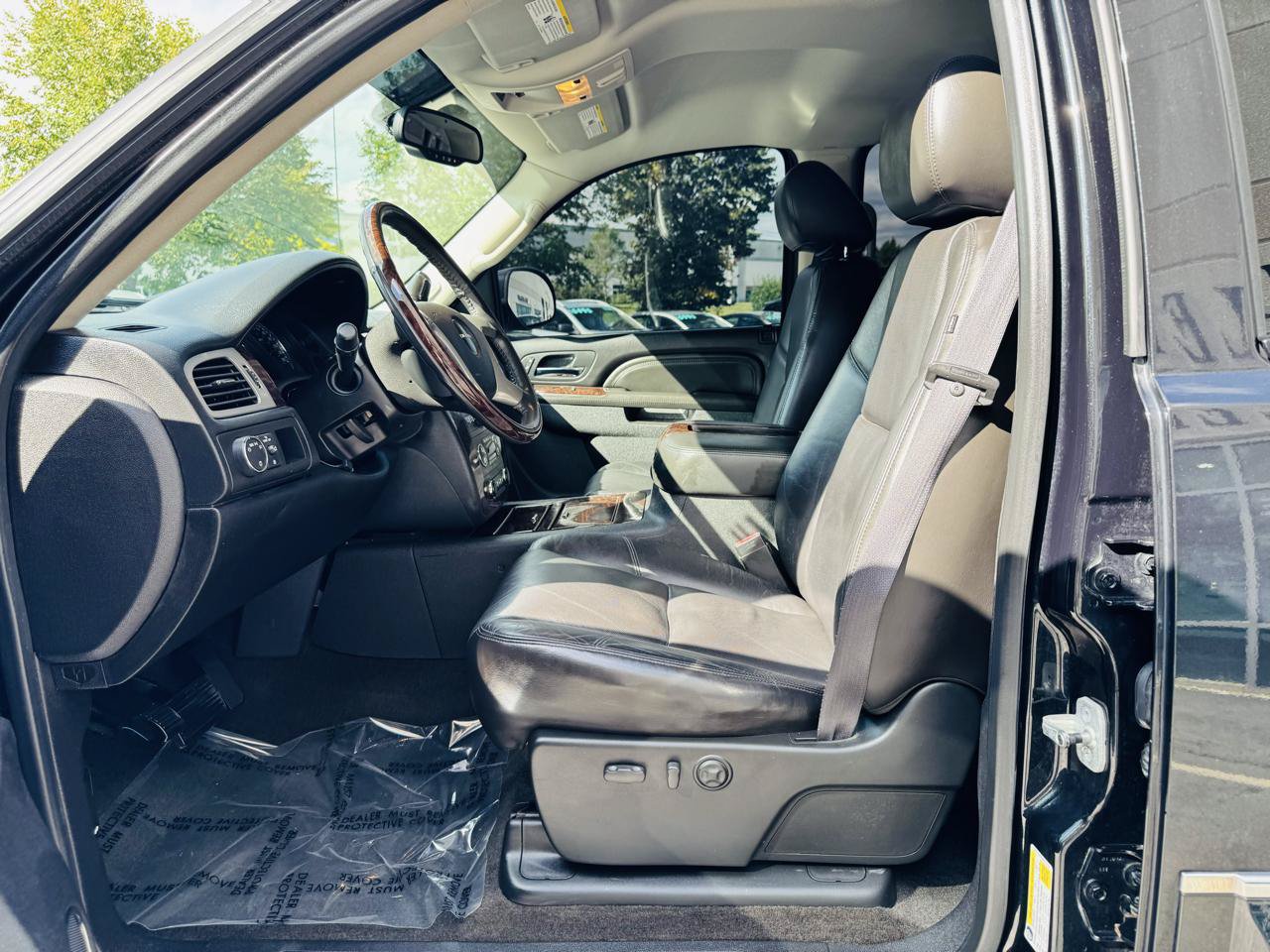Used 2010 GMC Sierra 1500 Denali AWD/4WD image 13