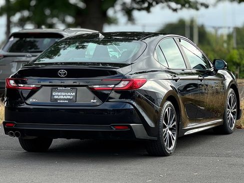 Used 2025 Toyota Camry SE FWD image 7