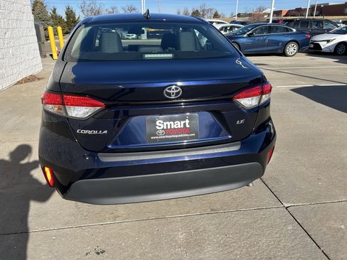 Used 2023 Toyota Corolla LE image 3
