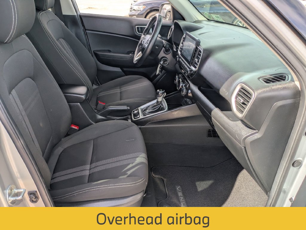 Used 2022 Hyundai Venue SEL FWD image 27