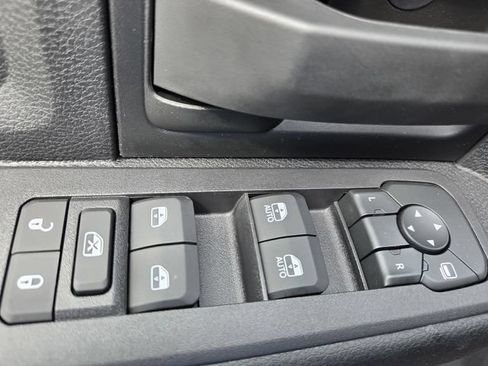 New 2026 RAM 2500 Tradesman AWD/4WD image 23