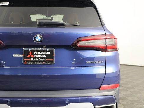 Used 2023 BMW X5 xDrive40i w/ Climate Comfort Package image 17