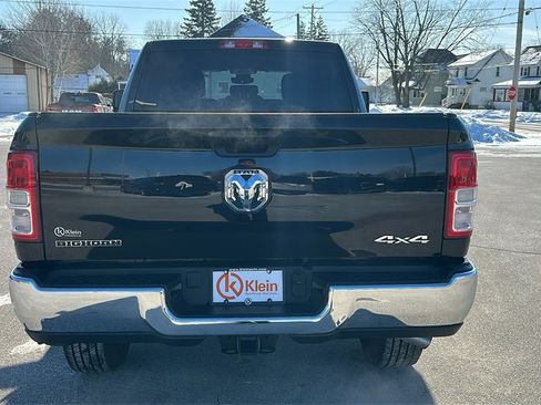 Used 2024 RAM 2500 Big Horn w/ Bed Utility Group image 7