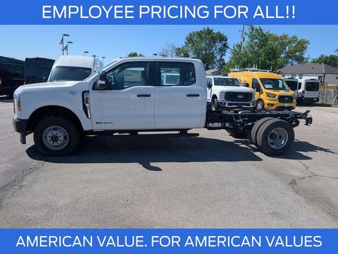 New 2025 Ford F350 XL AWD/4WD image 3