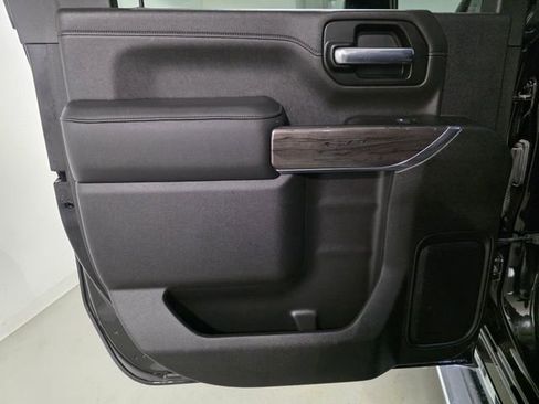 Certified 2022 Chevrolet Silverado 2500 LTZ image 23