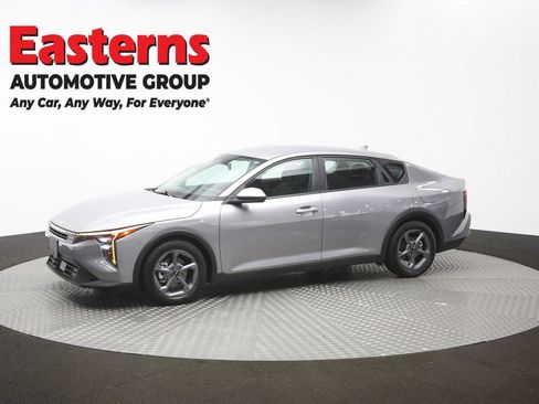 Used 2025 Kia K4 FWD image 56