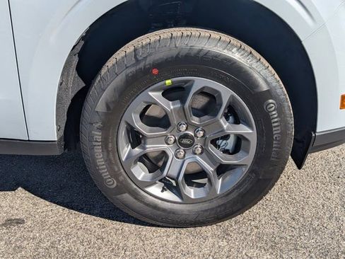 New 2026 Ford Maverick XLT image 12