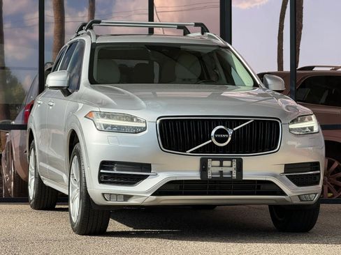 Used 2017 Volvo XC90 T6 Momentum AWD/4WD image 18