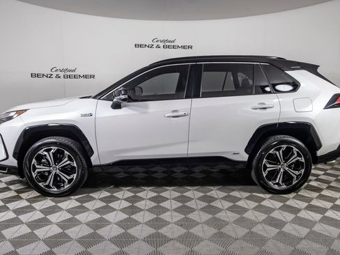 Used 2023 Toyota RAV4 XSE w/ Weather Package AWD/4WD image 9