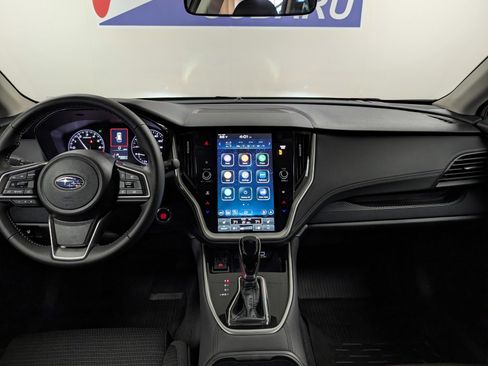 Used 2025 Subaru Outback Premium image 8