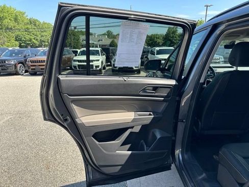 Used 2023 Volkswagen Atlas SE AWD/4WD image 21