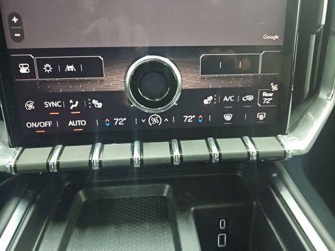 Used 2025 GMC Acadia Elevation image 10