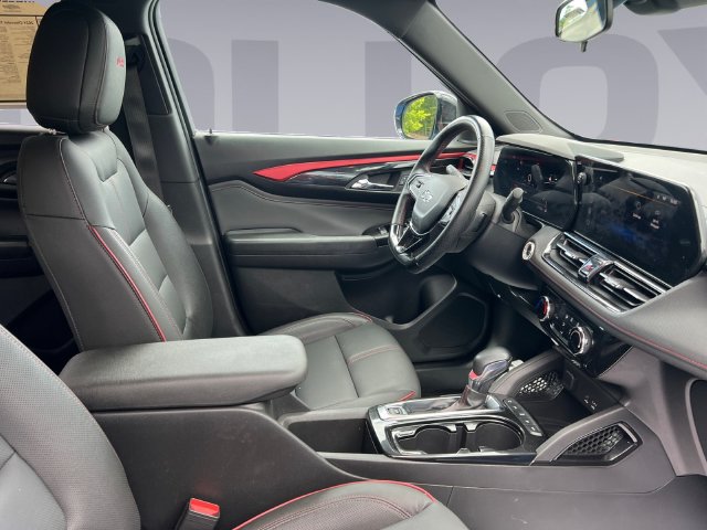 Used 2024 Chevrolet TrailBlazer RS w/ Driver Confidence Package AWD/4WD image 17