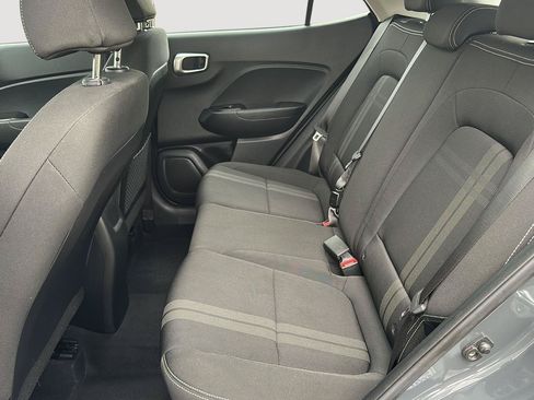 Certified 2023 Hyundai Venue SEL FWD image 17