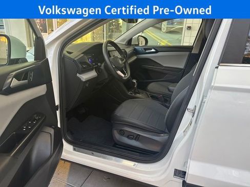 Certified 2023 Volkswagen Taos SE image 13