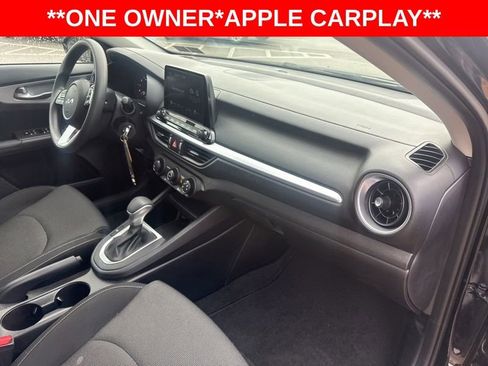 Used 2023 Kia Forte LXS image 11