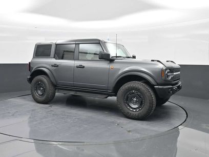 New 2025 Ford Bronco Badlands w/ Sasquatch Package