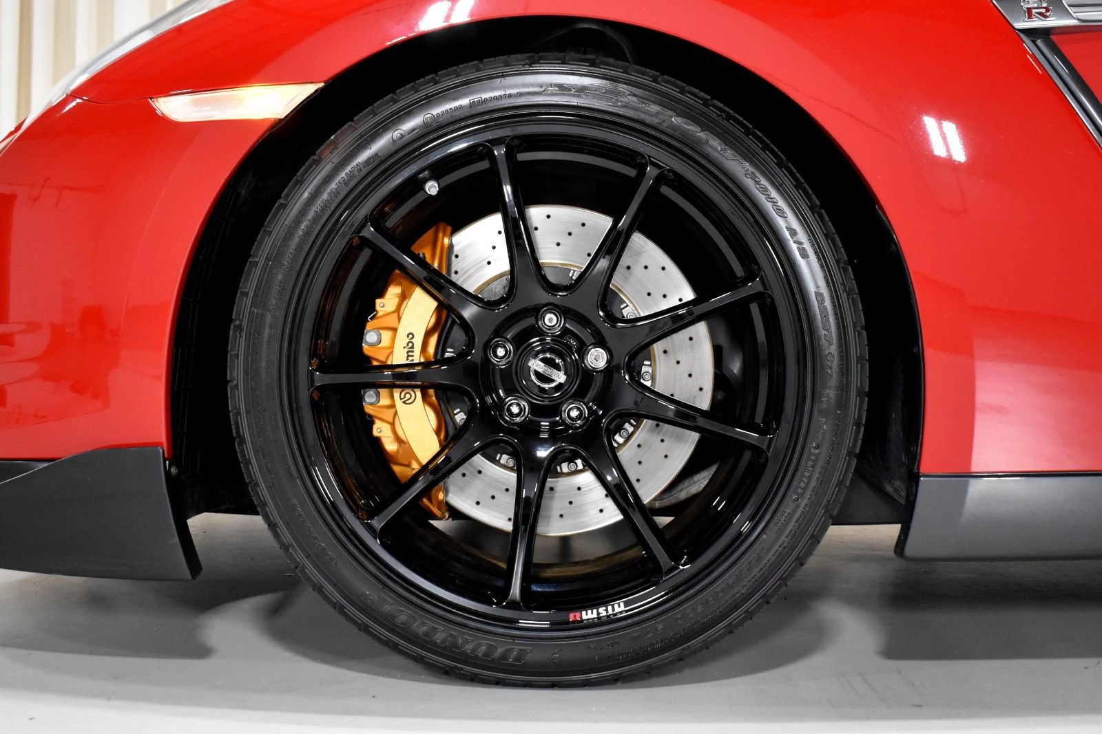 Used 2009 Nissan GT-R Premium AWD/4WD image 17
