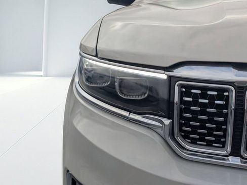 Used 2022 Jeep Grand Wagoneer Series II w/ Premium Group II image 7