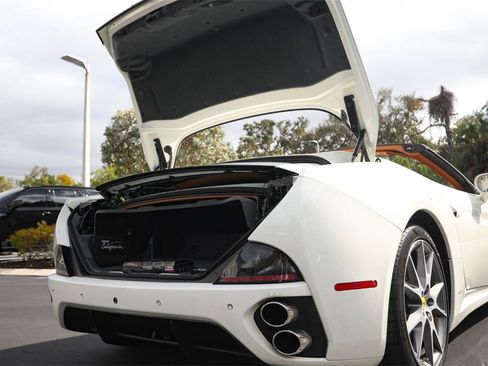 Certified 2012 Ferrari California image 20