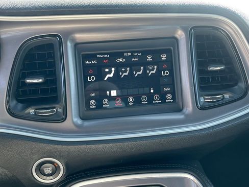 Used 2022 Dodge Challenger R/T w/ Blacktop Package image 16