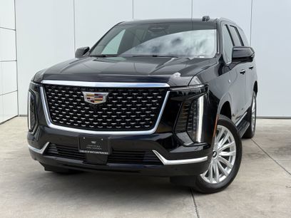 Certified 2025 Cadillac Escalade Luxury w/ LPO, Floor Liner Package