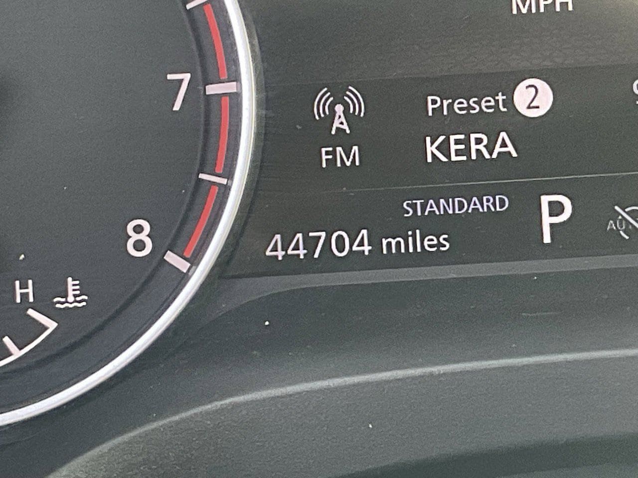 Used 2025 Nissan Rogue SV FWD image 34