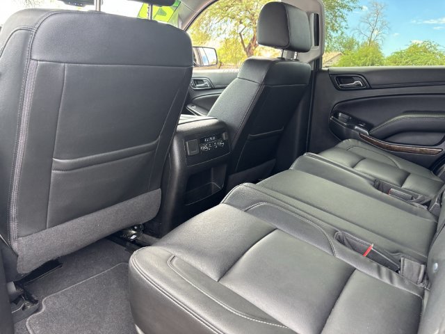 Used 2020 Chevrolet Tahoe LT w/ Luxury Package AWD/4WD image 17