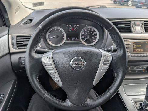 Used 2014 Nissan Sentra SR w/ SR Driver Package FWD image 19