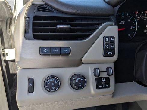 Used 2018 GMC Yukon Denali w/ Denali Ultimate Package image 17