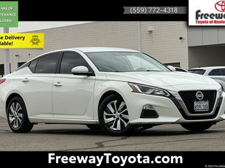 Used 2020 Nissan Altima 2.5 S FWD video 1