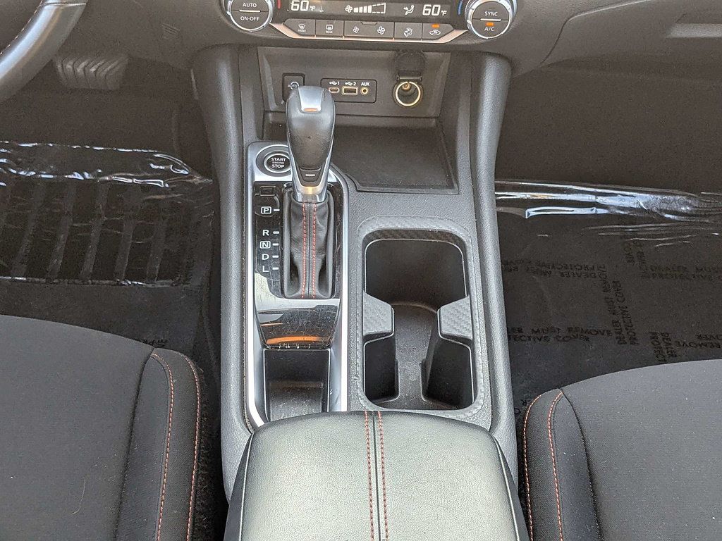 Used 2025 Nissan Sentra SR FWD image 18